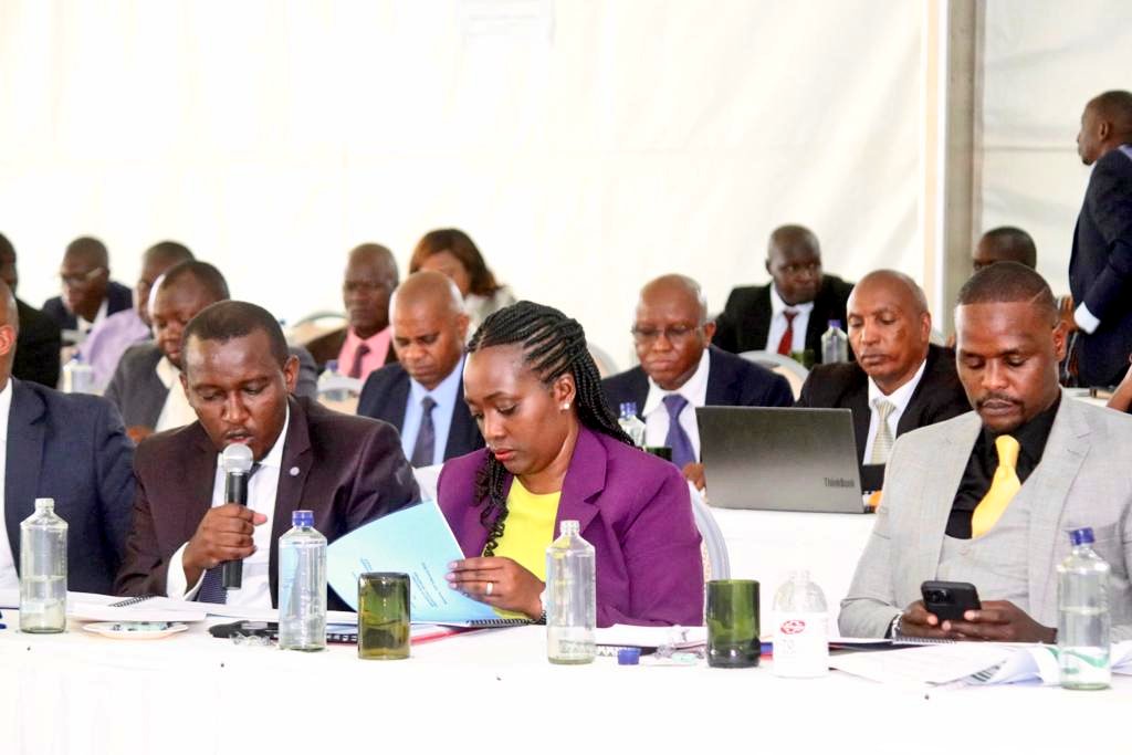 Environment_Ke's tweet photo. We will involve the legislators to push for policies and regulations in the environment space including EMCA, Forestry regulations and policy and the Carbon Markets Framework to help us unlock fundings from development partners ~ CS Soipan Tuya #BudgetPolicyStatement https://t.co/DOSepwtCPc