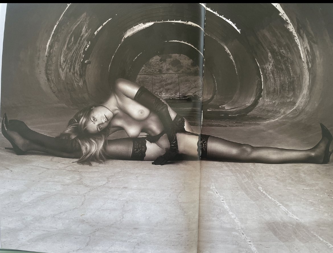 RealCarrieLeigh's tweet photo. Carrie Leigh Photography
Charles Manson Family Caves Nude
As shown in print, double page spread
#Manson #CoverStory #covergirl #gymgirls #fearwomen #1980s #amazingbody #amazingscene #PowerGirl #bodypositivity #amazingbody #amazingscene #prettygirls #criminals #flexibility https://t.co/jkW1c0X9ln