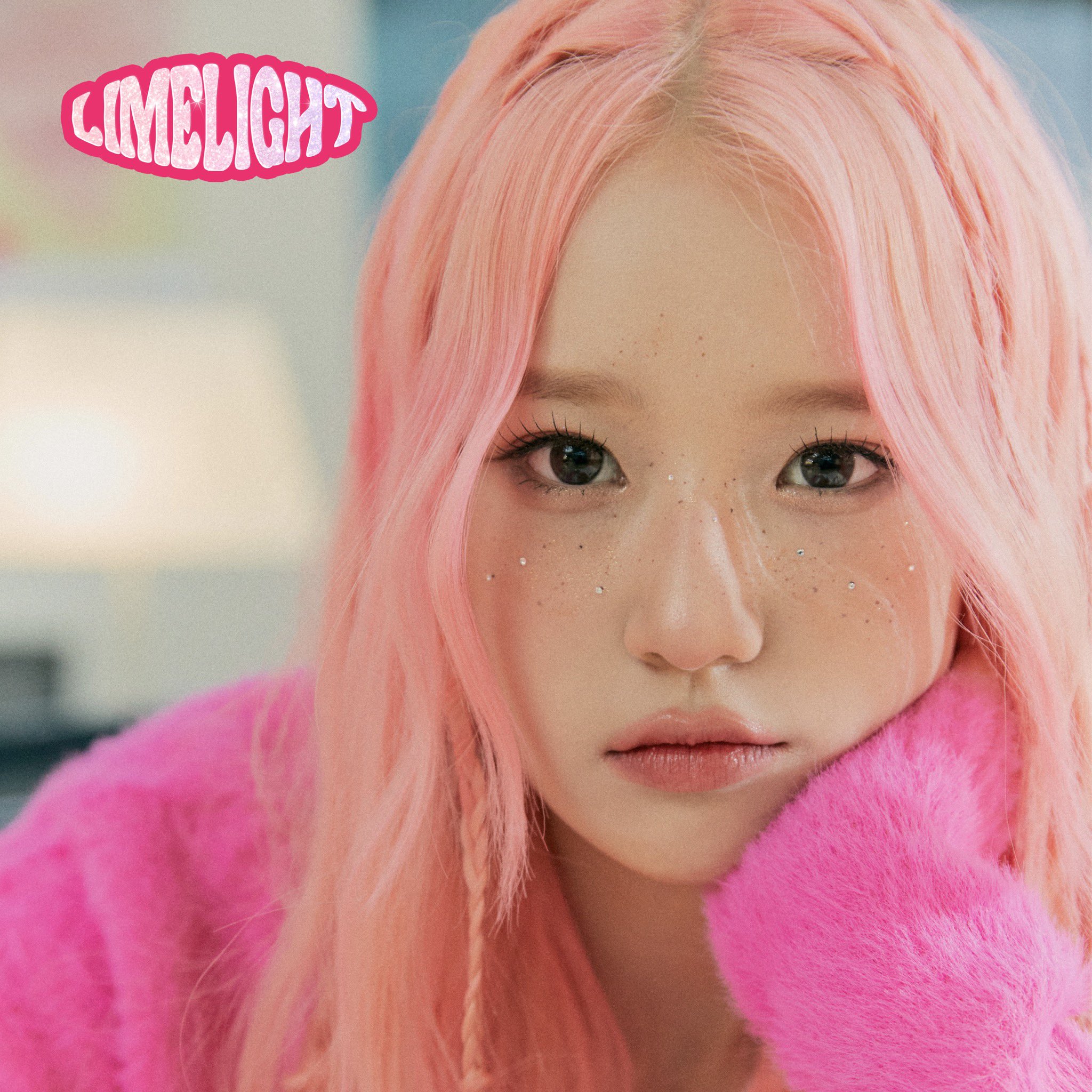 FpA-scoaAAAyyTl?format=jpg&name=large