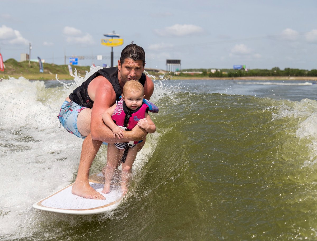 Regal & Nautique of Orlando tweet media