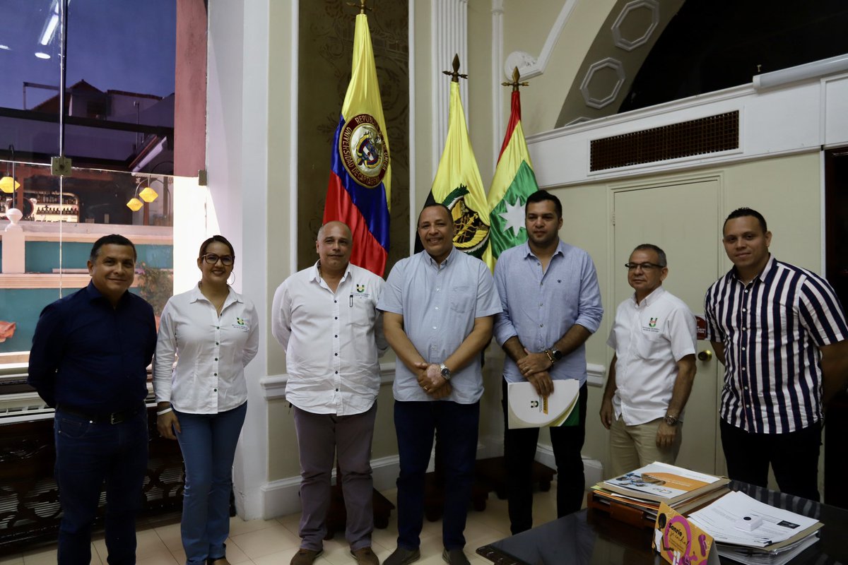 Nuestro rector Willian Malkún y el rector de la Institución Universitaria Mayor de Cartagena Juan Arraut firmaron un convenio marco de colaboración académica para prácticas, pasantías, asesorías e intercambios profesionales entre las dos instituciones
