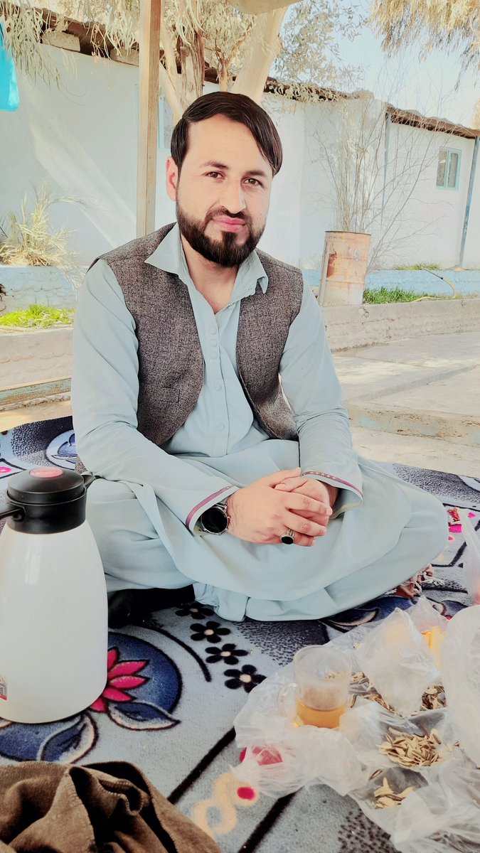 walizad91's tweet photo. مسته ځـواني رنځـور زړګي او تنهايي ملنګـه !❤️🥺
ژونـدون بـه څنګـه وي دداسي یو سړي ملنګـه !😢🍂ولی زاد https://t.co/W86DHIzwF8