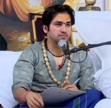 VHPHindutv30's tweet photo. पाकिस्तान , भारत का बेटा है और हम पिता पुत्र को मिलवाएंगे। दुनिया में जितने भी भारतीय हैं उनकी रगों में राम-कृष्ण का खून है। हमारी योजना सनातन , हिन्दू राष्ट्र और अखंड भारत की है।"

: बागेश्वर धाम पीठाधीश्वर धीरेंद्र शास्त्री https://t.co/3UDyJrg4nk