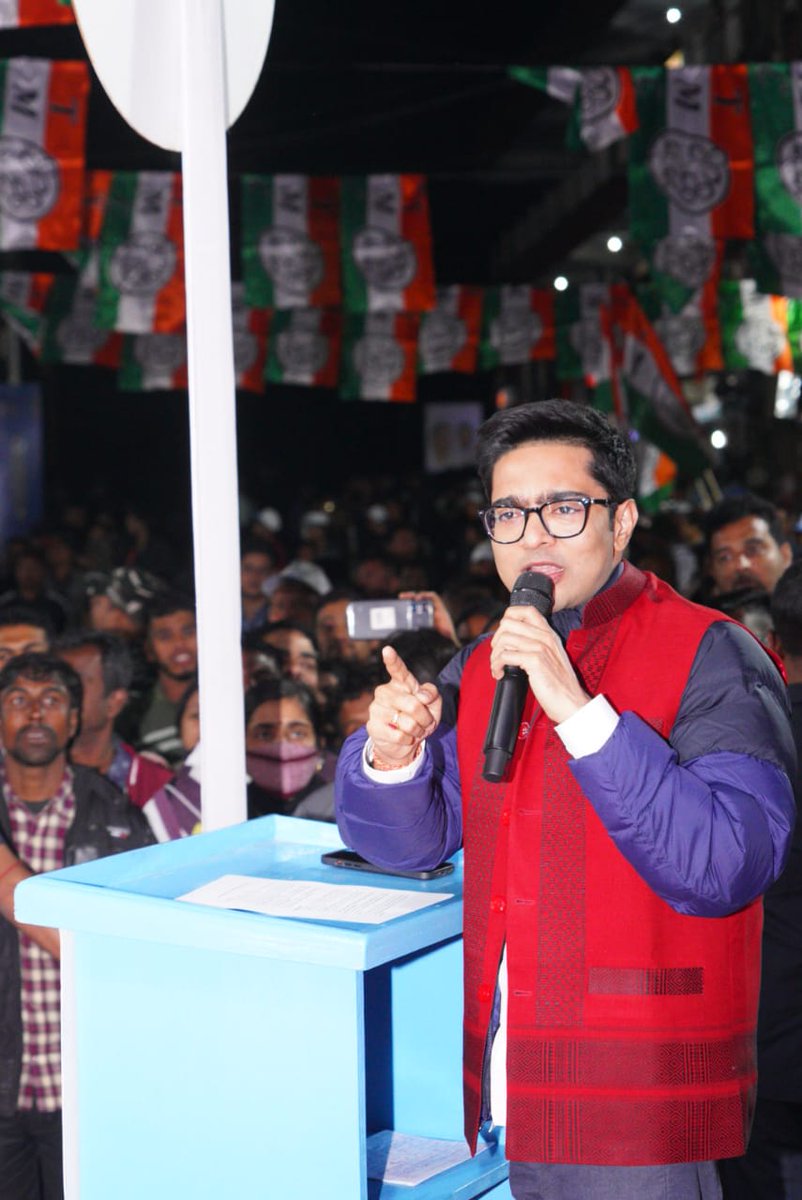 Tuhin Dutta( agamir kandari AB and saayoni fan) tweet media