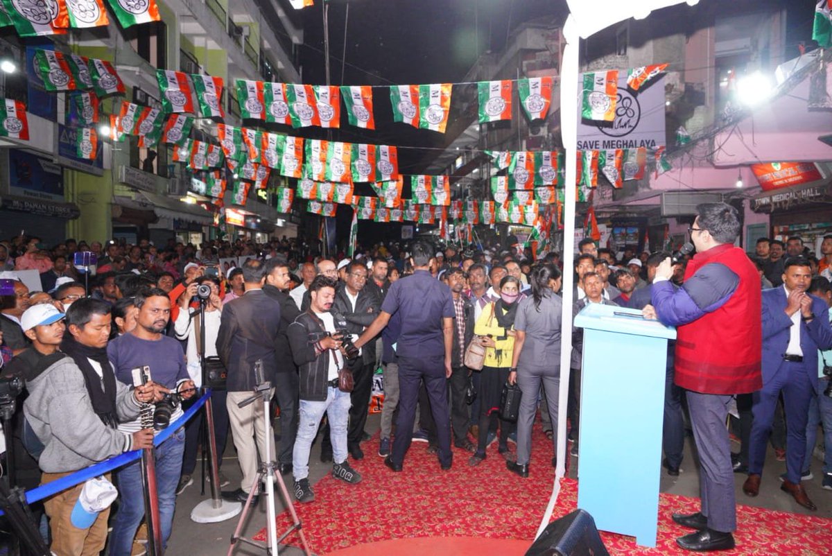 Tuhin Dutta( agamir kandari AB and saayoni fan) tweet media