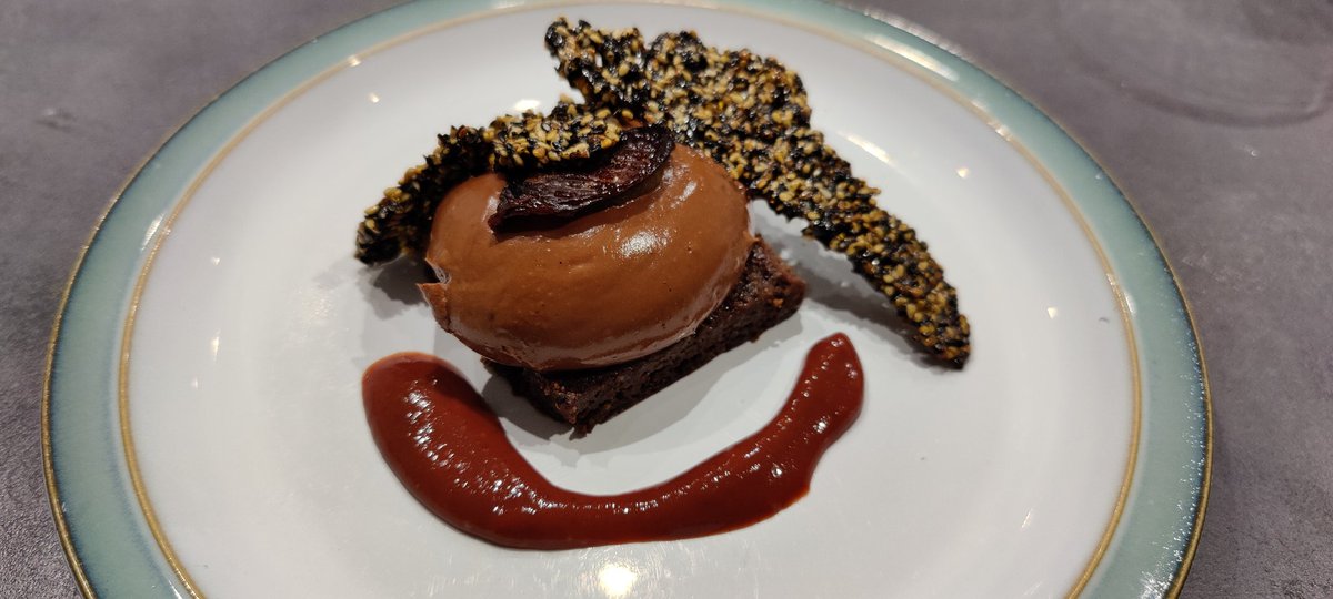 Without doubt the best Valentine's Day meal I've ever had. <a href="/GradyAtkins/">Grady</a> #ChezVousGrady delivery an amazing experience