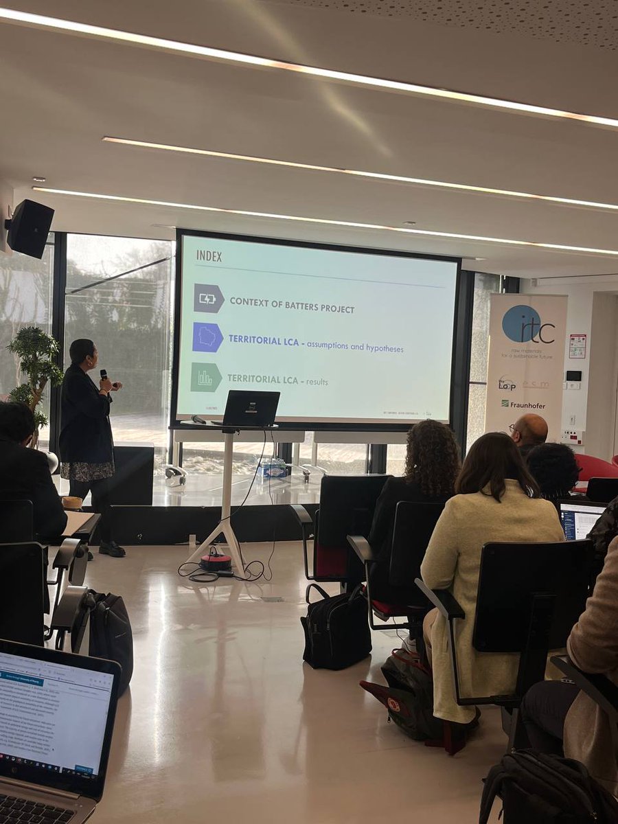 <a href="/WeLOOP_/">WeLOOP</a> team is currently presenting a workshop on battery (BATTERS project) and data centre equipment (<a href="/cedaci_project/">CEDaCI</a>)  at <a href="/IRTC_conference/">IRTC Conference</a> 

#battery #datacentre #IRTC2023 #BATTERS #LCA