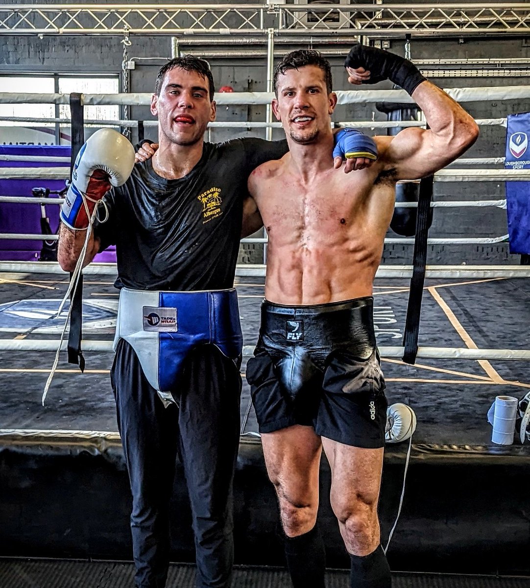NathanHeaney's tweet photo. Solid 8 rounds sorted this morning with European Champion 33-2 Sergio Garcia ๐ 5 weeks to go until the Stoke show continues๐ฅ๐ #HitmanHeaney @FrankWarren @Queensberry @BTSportBoxing https://t.co/84kdwmyPtP