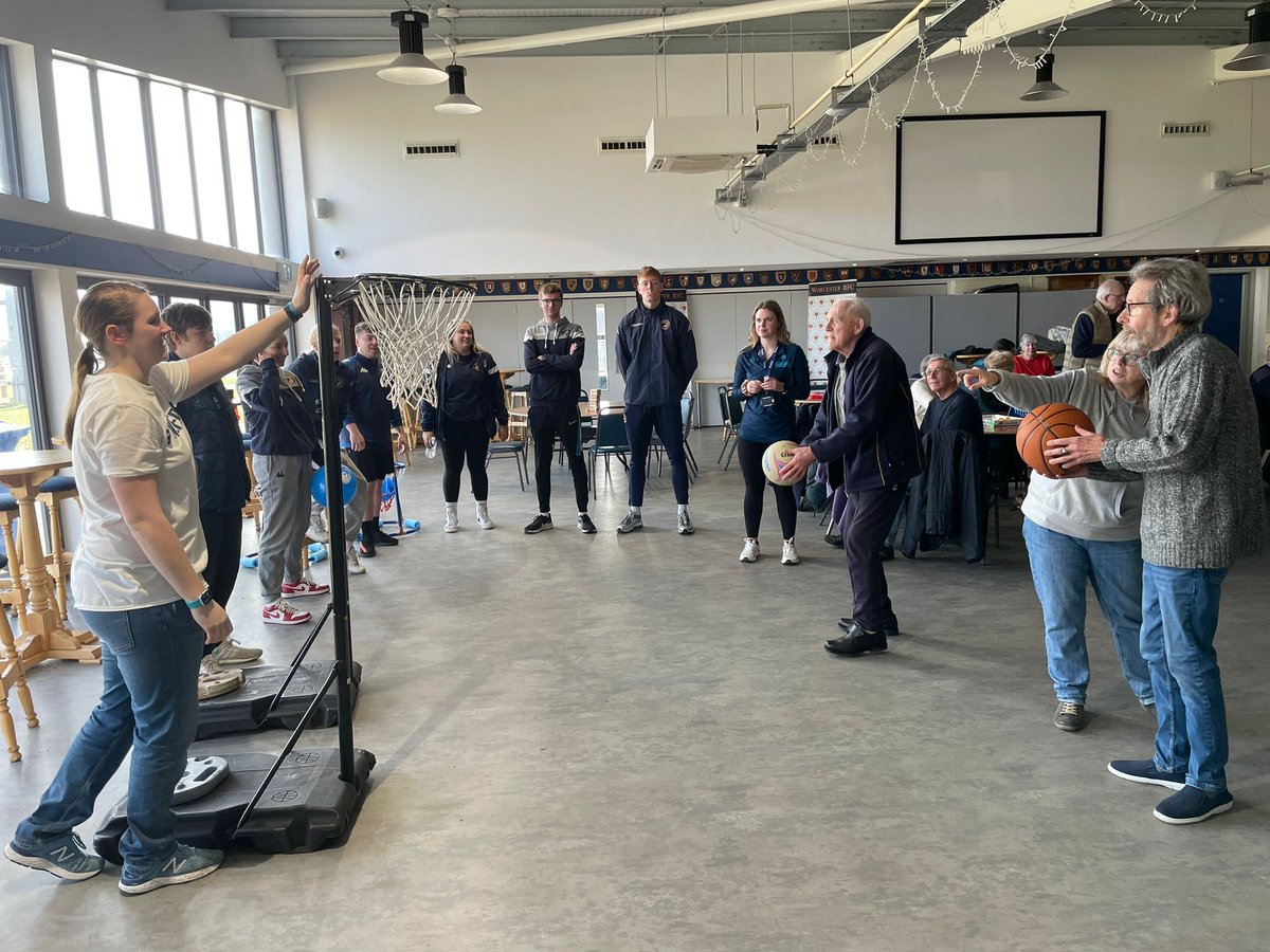 UW_Wolves's tweet photo. #WolfPack it was great to spend the morning with the @WarriorsCF and to be involved with their Dementia Café.
A great time was had by all, we look forward to more visits in the future!
#Community #ThreeTeamOneClub #WarriorsFoundation https://t.co/WwttmWLykL