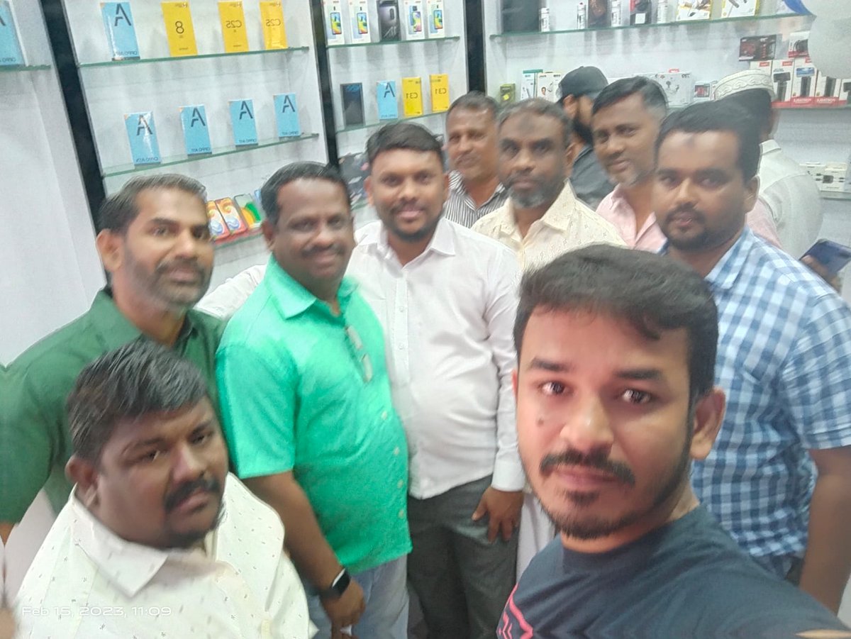KMSMBuhariSait's tweet photo. இனிதே ஆரம்பமானது Zoya Mobiles!
ஒரு வாரம் காலத்திற்கு திறப்பு விழா ஆஃபராக!

டெம்பர் க்ளாஸ் ₹21

ஹெட் போன் ₹51

போன் பேக் கவர் ₹81

இந்த அரிய வாய்ப்பினை பயன்படுத்திக்கொள்ளுங்கள்.

இடம்: JHA Complex, அரசன் சூப்பர் மார்க்கெட் வளாகம், ஷாத் டிரேடர்ஸ் அருகில், மேலப்பாளையம். https://t.co/jE6OEZWgGz