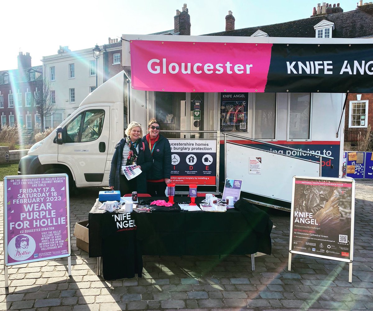 Volunteering this morning to support the national youth anti violence tour #knifeangel #gloucester #gloucestercathedral #yst #holliegazzardtrust