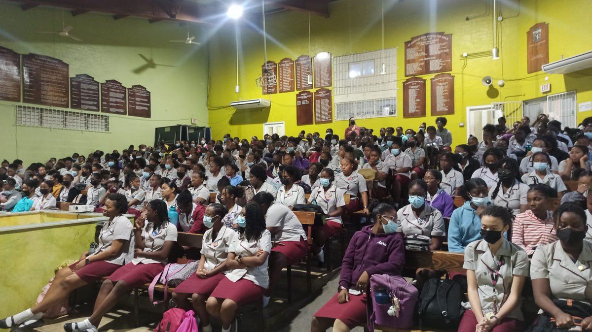 It was a pleasure to speak to over 600 young ladies at the St Andrew High School for girls early this morning about investing. This was alongside the Ministry of Education and JN.
