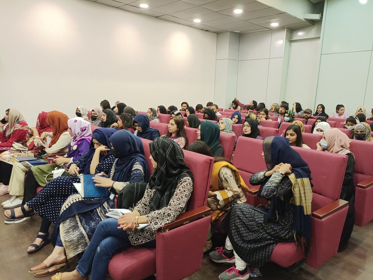 NAFSFood's tweet photo. Day 01
International Conference on One Health and Pak Pharma &amp; Healthcare Expo on Feb 15, 2023
#NAFS #safefood #PPE #PHARMA #FOOD #HEALTHCARE #PU #SUPERIOR #UOL #UVAS https://t.co/CsGXqVPtuV