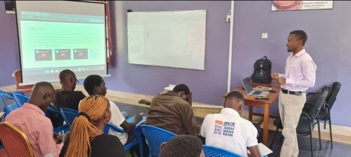 Maerk_white's tweet image. I was privileged to have been invited to facilitate a workshop on ideation for the Google Developer Student community of @iuea_uganda.
It was great sharing the little knowledge with the team.
#ideation #googledevs @EnabelinUganda