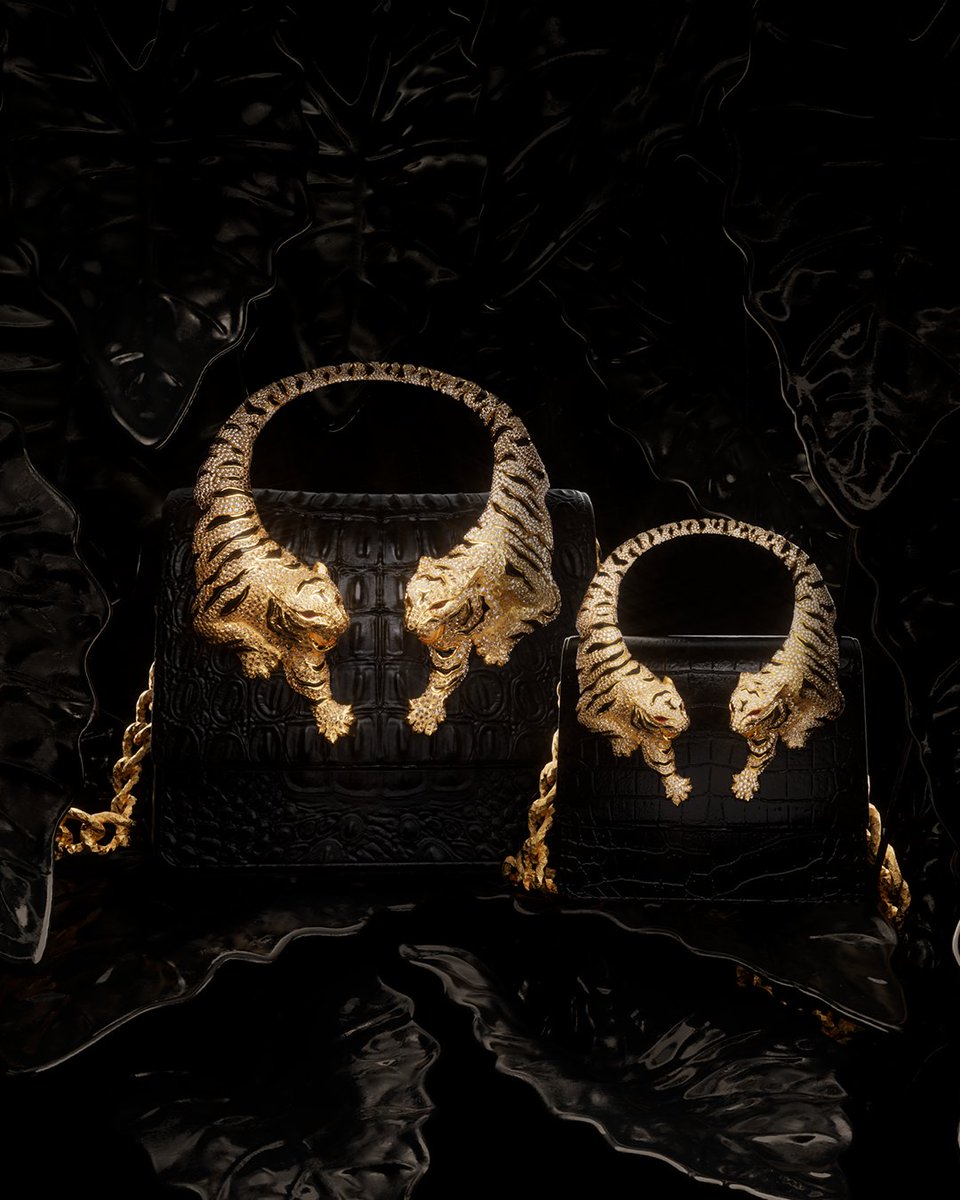 A bejewelled handle pays homage to a vintage Cavalli necklace, finished with red rhinestone Tigre eyes that create a mesmerising feature on the new #RoarBag. Available in the size that suits you best, online and in our boutiques. Discover it now: bit.ly/40G0sap