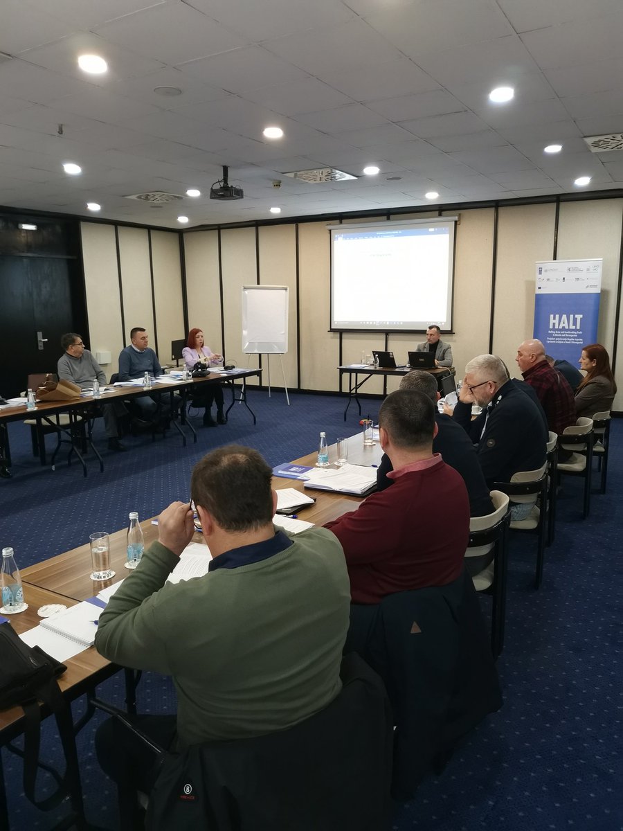 SenadZlatar's tweet photo. ITA experts and mid-managers working hard in Sarajevo on finalization of draft SOPs for 🇧🇦Indirext Taxation Authority developed within #HALT project regulating prevention of illegal SALW trade by ITA contributing to goals of #2024SALWRoadmap. 🙏 to 🇩🇪🇸🇪🇬🇧🇫🇷🇳🇱🇳🇴 &amp; support of 🇪🇺. https://t.co/mCqrnYgj70