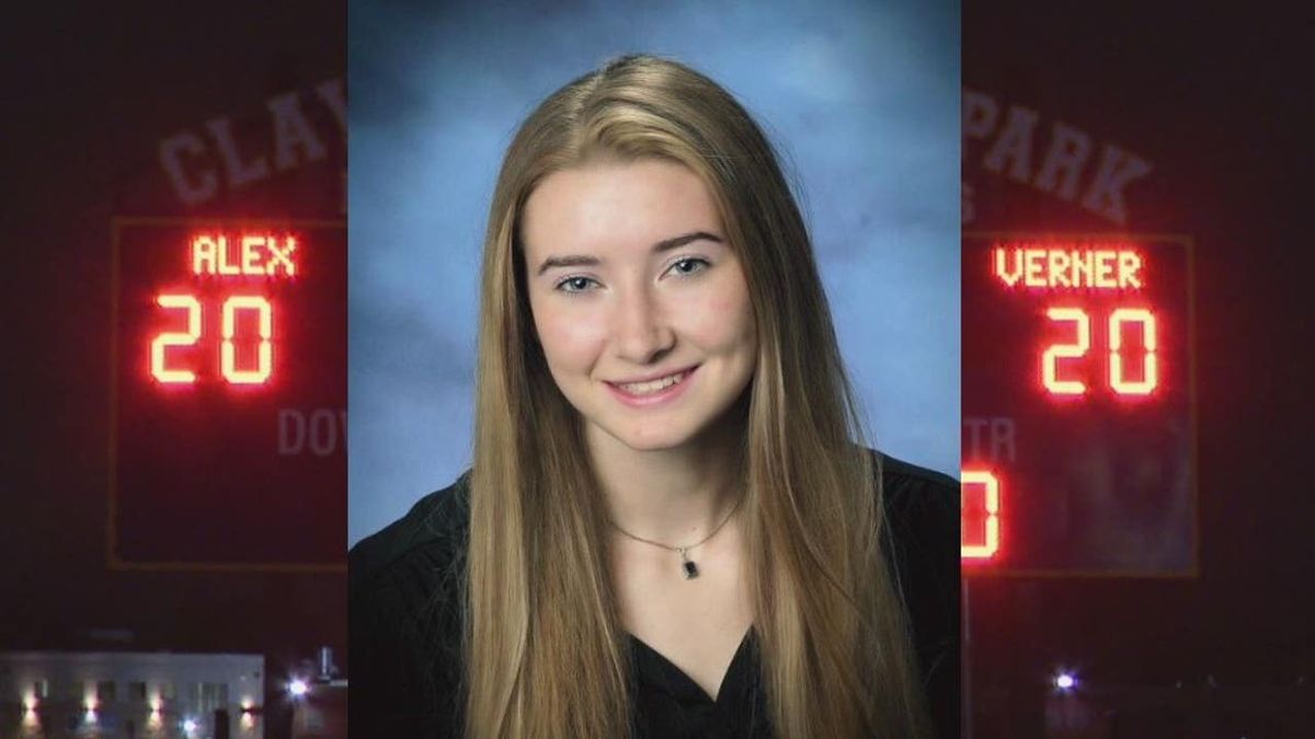 FOX 2 Detroit on Twitter "Vigil draws 1,000 to honor Michigan State