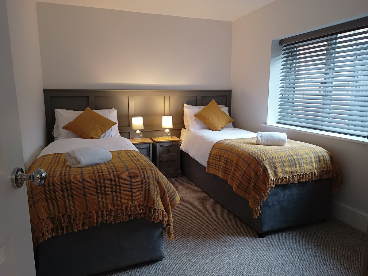 eriviat_hall's tweet photo. Some of our beautiful bedrooms! #EriviatHallLuxuryAccommodation #VisitWales #NorthwalesHoliday #LuxuryTravel #WelshCottage #SummerHoliday https://t.co/Ucut8eEzkh