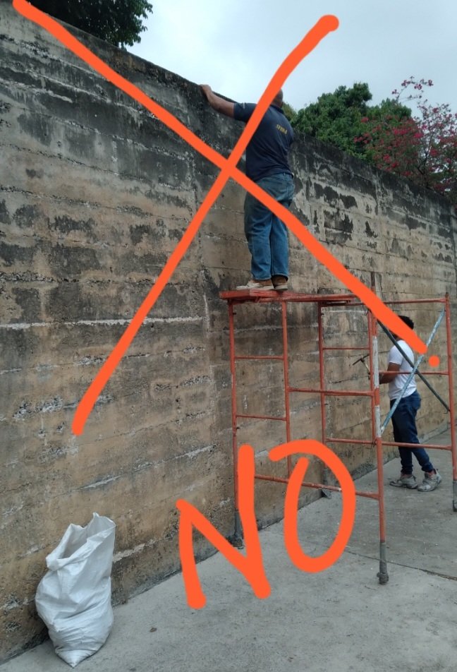 NO al MURAL DE TAPITAS
que pretenden montar en la entrada del Parque del Este
Los muros de concreto #ObraLimpia son un elemento fundamental de esta obra paisajista de Roberto Burle Marx, patrimonio desde 1998, intervenir sus materiales es atentar contra su integridad.