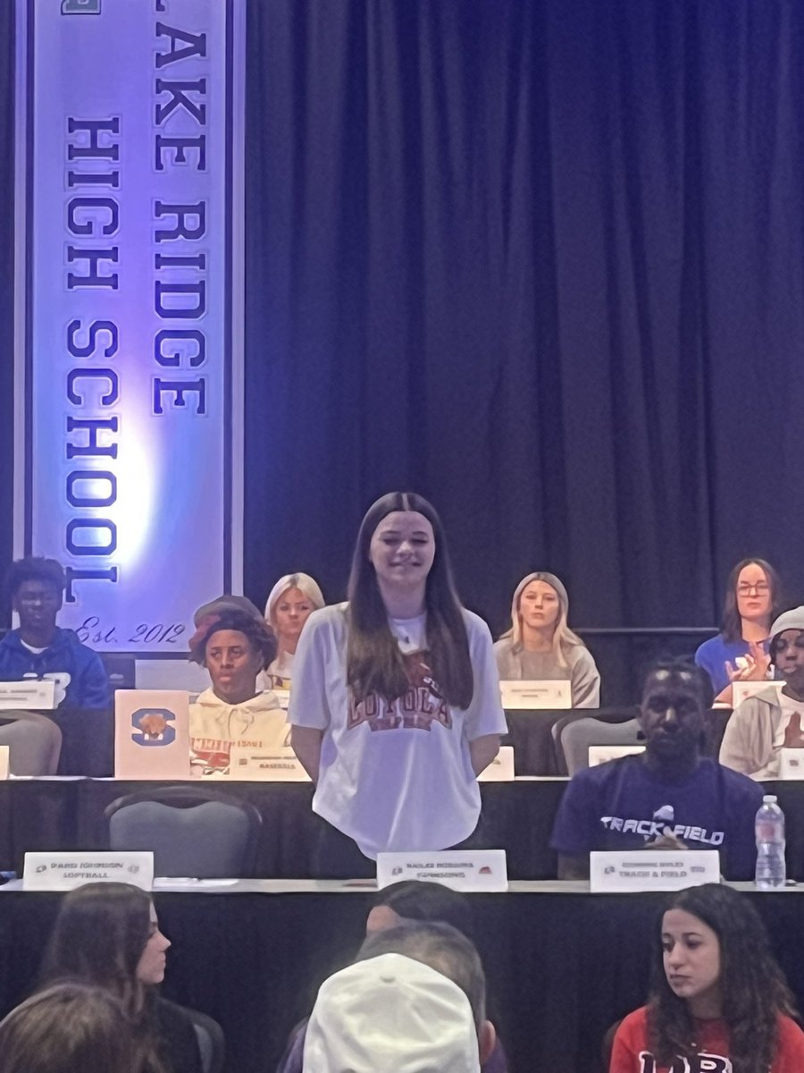 Congrats to Kailee Robaina for signing to continue swimming at Loyola University New Orleans. Way to go!!