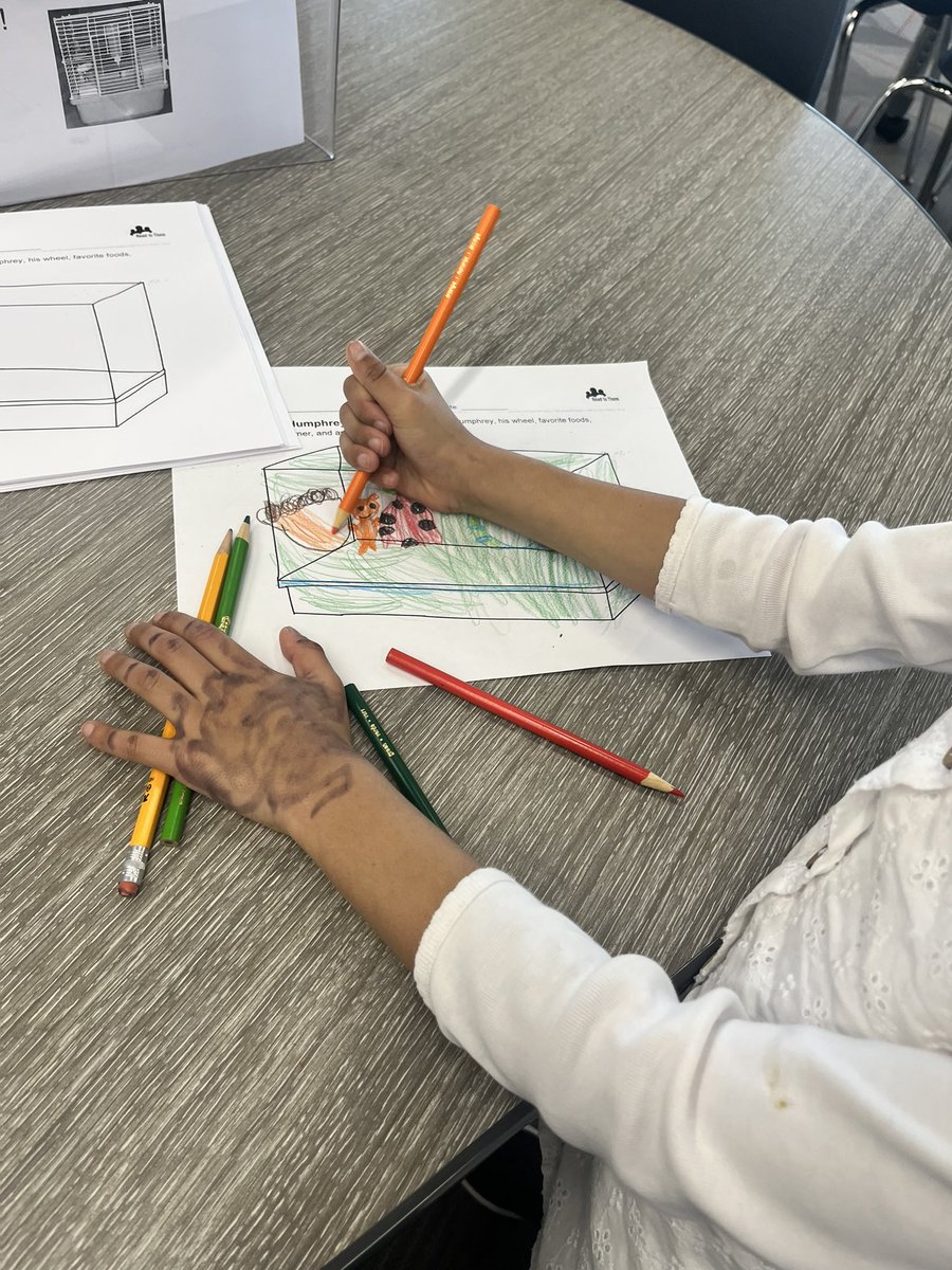 CESReads_Keller's tweet image. Hamster bots and all things Humphrey in the CES Learning Commons @CESCowboys #gcisdlib #WeAreCESCowboys