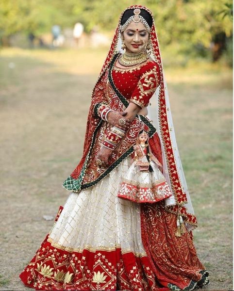 ksbijore98's tweet photo. @SheTraditional Ye penetar lahega kaha milega bhaiya ji https://t.co/sFXFOZca7x