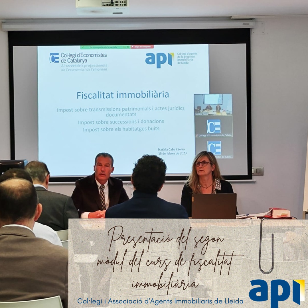 apilleida's tweet image. Aquest matí, el nostre president, en Josep Maria Esteve, ha fet la presentació del segon mòdul del curs de fiscalitat immobiliària.

#apilleida 
#formació 
#fiscalitatimmobiliaria