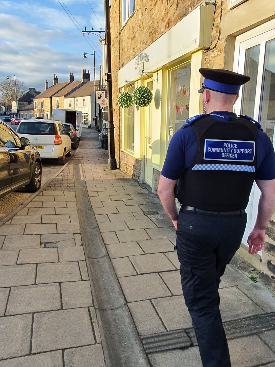 DurhamPolice's tweet image. PCSOs Reeves and Rutherford were out and about on foot patrol around #Lanchester yesterday.

It was great to see and speak to so many lovely residents😄

The team will be out and about over the weekend, so remember to give them a wave 👋 if you see them in your area!