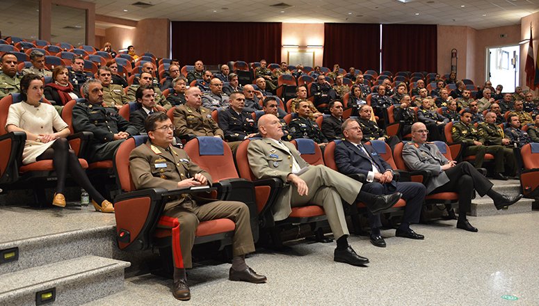 NATO_DefCollege's tweet photo. 🎓Inauguration Ceremony of Senior Course 142 #SC142  and NATO Regional Cooperation Course 29 #NRCC29 attended by LGEN Hubert Cottereau, Vice Chief of Staff Supreme Headquarters Allied Powers Europe.👇

https://t.co/1nkzJZnvzf

With @SHAPE_NATO 

#Education #WeAreNATO https://t.co/na6YWhy4fh