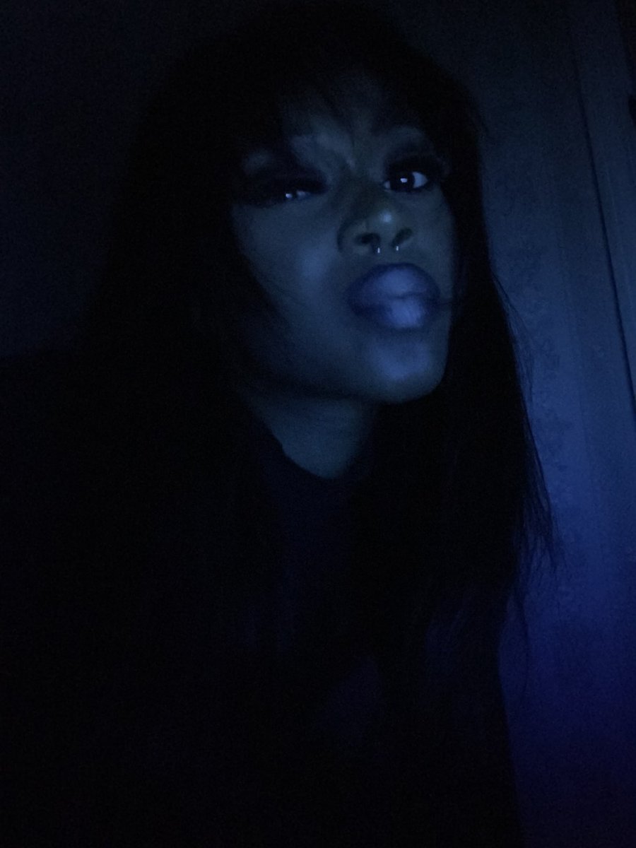 Von🥀 (@Vampirnia) / Posts / X