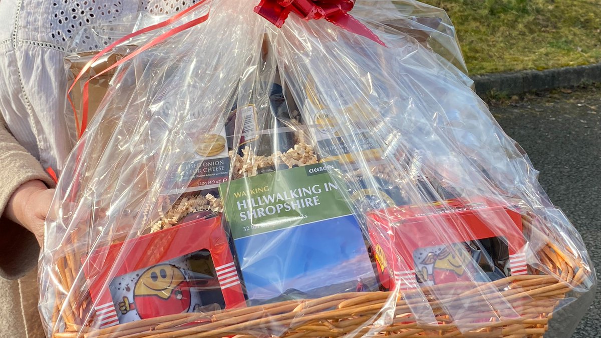 We are excited to be supporting @PedalPowerWxm  at their Masquerade Dinner tonight, raising money to support all-ability cycling. 

We have donated a lovely hamper full of local goodies from around our rail line as a prize for the best mask.

#Fundraising #Prize