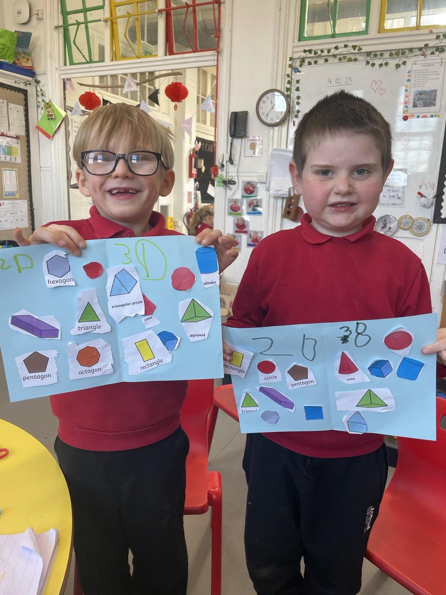 BubsyTownhill's tweet photo. Year 1-Mrs Daviesβ class have been learning all about 2D and 3D shapes for maths this week! We made hearts, sorted shapes and went on a shape hun! βοΈπΌοΈπ²π₯« #tcsyear1 #THCMN https://t.co/Y5jQZYjogp