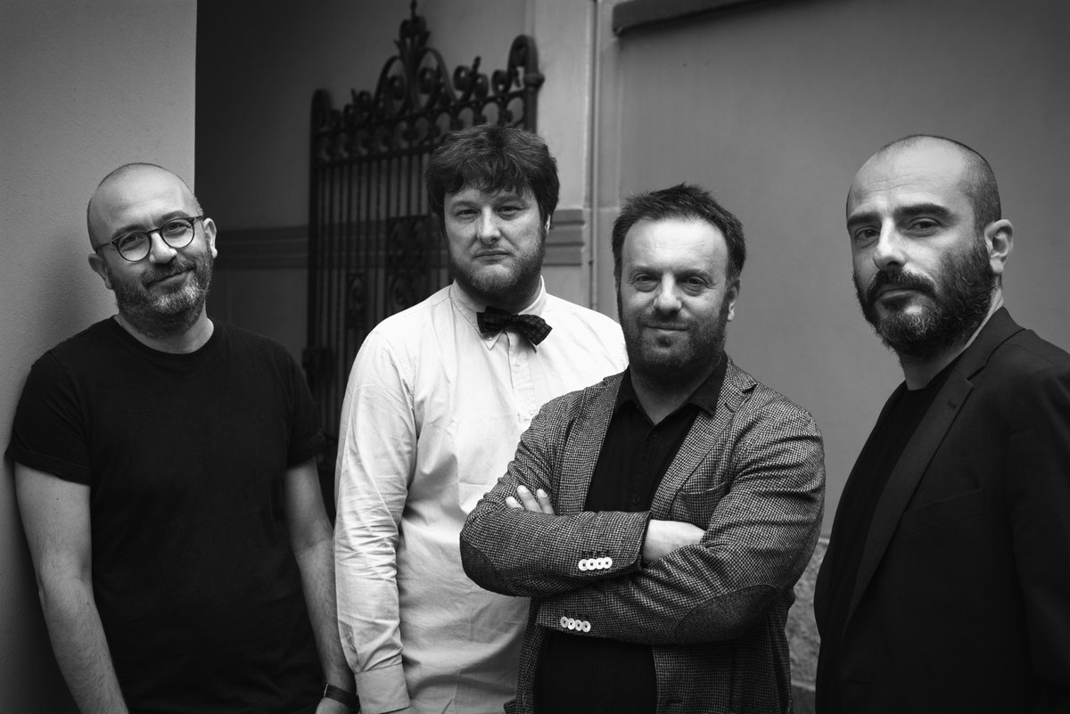 frizzifrizzi tweet media