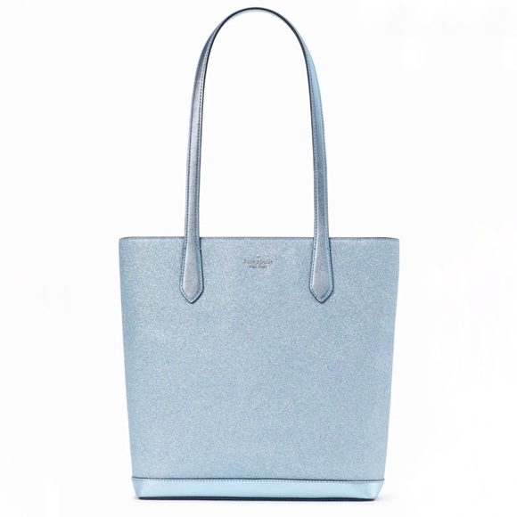 Closetconfessio's tweet photo. So good I had to share! Check out all the items I'm loving on @Poshmarkapp #poshmark #fashion #style #shopmycloset #ugg #katespade: https://t.co/zQQL2qJo3K https://t.co/SWgEVVQOvG
