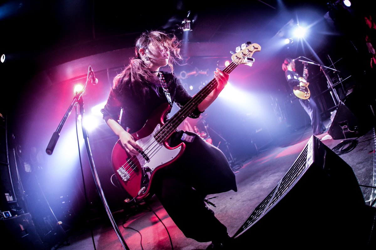 Reo_toybox's tweet photo. 元々guitar vocal、bass vocalしてたし少しはドラムも叩けるレベルの極小無名バンドマンだけど昔は縁があって1回テレビ出たし
音楽に生かされてここまで来たから好きになってくれる人はずっと大好きだしずっと認知するよ

どう？まじで好きになってみない？·͜· ♡ https://t.co/9bRHkzFbNN