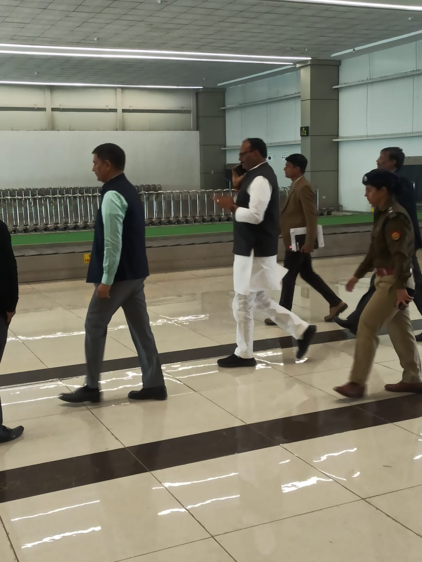 AaiHindon's tweet photo. Civil Enclave Hindon Ghaziabad successfully connecting other cities with National Capital Delhi too. Today VIP movement of Hon'ble Dy. Chief Minister,U.P. Mr Brijesh Pathak Ji successfully handled at CE Hindon.Also seen in picture  AAI officials, DM Ghaziabad and other officials. https://t.co/3qMJ8BJVNW