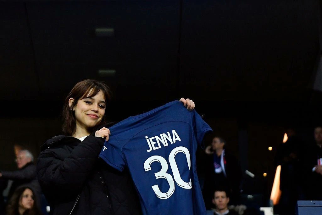 Jenna Ortega at the game last night, a Messi fan.