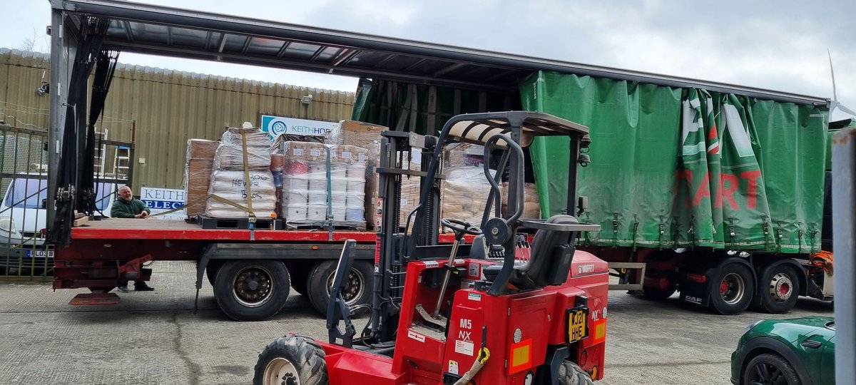 Happy Moving Day 🚚

We're all packed up and ready to move into our brand new, spacious unit! 

We're hoping to start processing orders next week and are excited to share our new products and expansion ideas with you all.

Love The MessySupplies Team 💚
