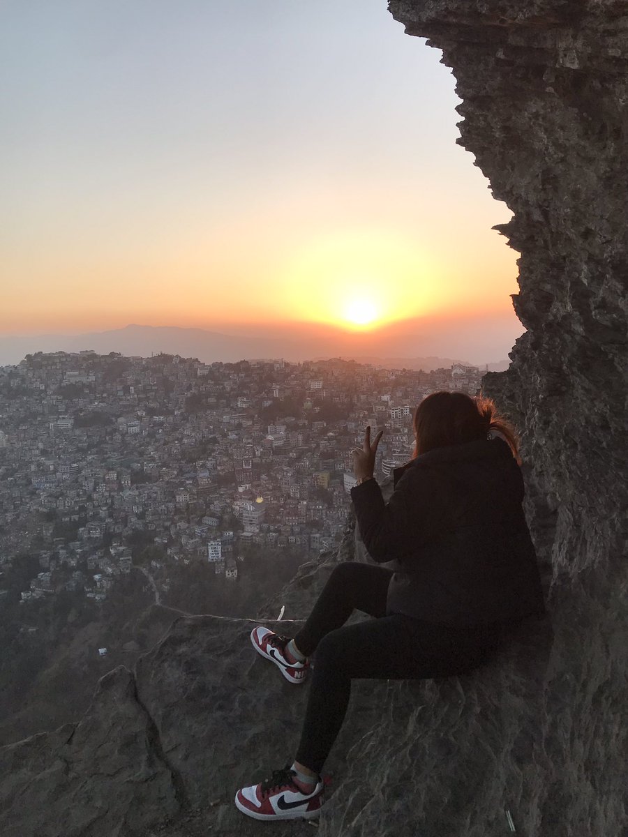 MoimoiiGemini's tweet photo. Be at peace with the things you can't change ...✌🏽 https://t.co/cmKF3Yzwx7