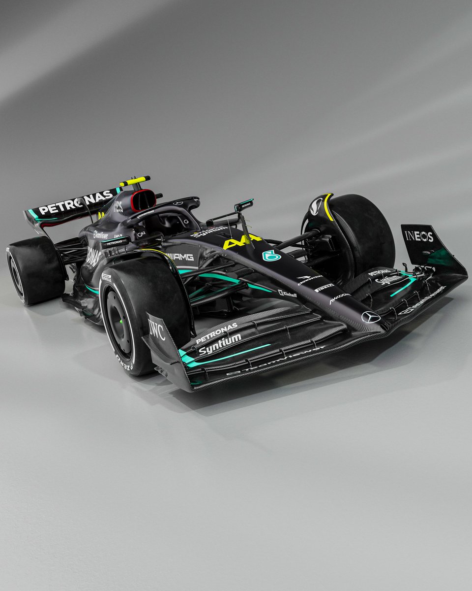 Jahmilton44's tweet photo. ↪🗂Meus arquivos
   ↪📁Imagens 
      ↪📁Putaria
         ↪📁Putaria pesada
             ↪📁MERCEDES W14 PRETA https://t.co/YM2c410fNl