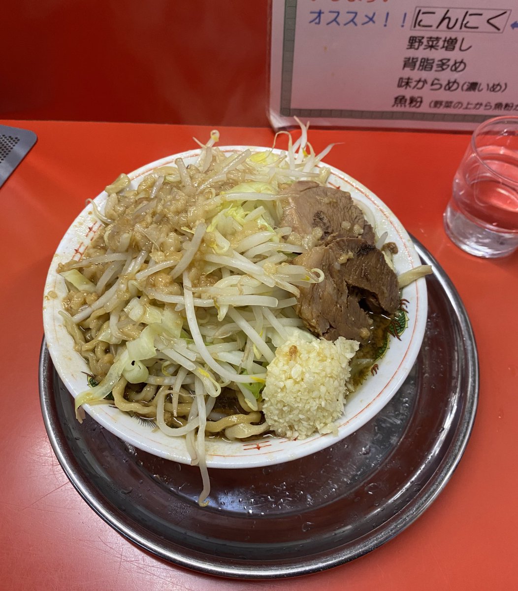 _r_humble_'s tweet photo. 麺でる 戸越公園店さん
川崎店以外に行くのは初🏃‍♂️
ちぢれた太麺に非乳化スープが絡んで美味しかったです🙏 https://t.co/a9r0620nE7