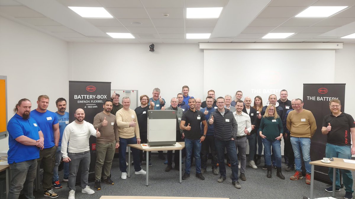 Ein herzliches Dankeschön an die #bydBatteryBox Experten und an alle teilnehmenden Installateure beim jüngsten "Battery-Box Day" im #IBCSOLAR Competence Center in Bad Staffelstein 👨‍🏫🔋⚡️ #batterystorage #bydBatteryBox #BestPartners #bydBatteryBoxDay #HaveSun