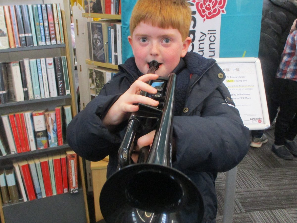 LancsLibraries's tweet photo. Big thanks to Amy from @LancsMusicHub for looking after all the children at the Music Petting Zoo at #StAnnesLibrary. Everyone had a brilliant time!
If you missed it, Amy is coming to #LythamLibrary too!
Saturday 18 February
10am to 12pm 
👉https://t.co/K1lHjHor0D https://t.co/BKMdTvjBEw