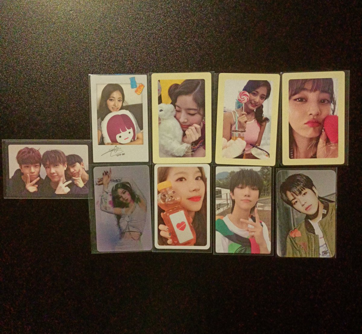 mahaeminlovsyou's tweet photo. #mahaeminsells ♟️ ic wts lfb ph

— strictly sold as a set but can look for kahati
— dm or reply your max budget for the whole set
— will post the claiming twt if maraming nag-inch
— rfs : decluttering 

🏷️ ic nct dream 127 twice seventeen aespa treasure stray kids https://t.co/C8NfnWfiPO