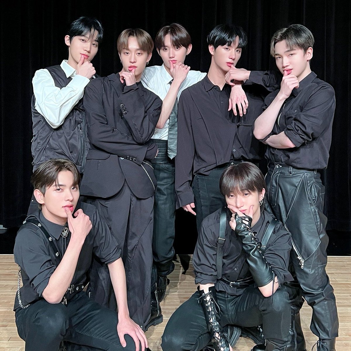 AtboVoting's tweet photo. Good luck ATBO! Boats are always here to support! Our shinning ATBO 💛

Start With ATBO 
#ATBO_on_PEAKTIME
#엣뵤_피크타임_시작

#ATBO #에이티비오
@ATBO_members @ATBO_ground https://t.co/GvjMecSgUb