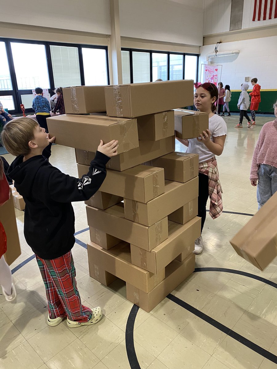 Mrs. Marlow tweet media