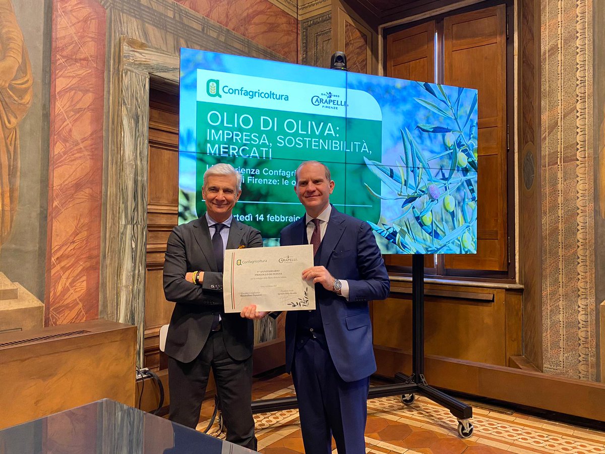 Deoleo_oliveoil's tweet photo. Yesterday, Deoleo has been a key participant in the conference "Olive Oil: Companies, Sustainability, and Markets" held in Rome for the promotion of the Italian extra virgin olive oil supply chain.

#OliveOil #Sustainability #Deoleo #Carbonell #Carapelli #Bertolli https://t.co/1N3biyEsHJ