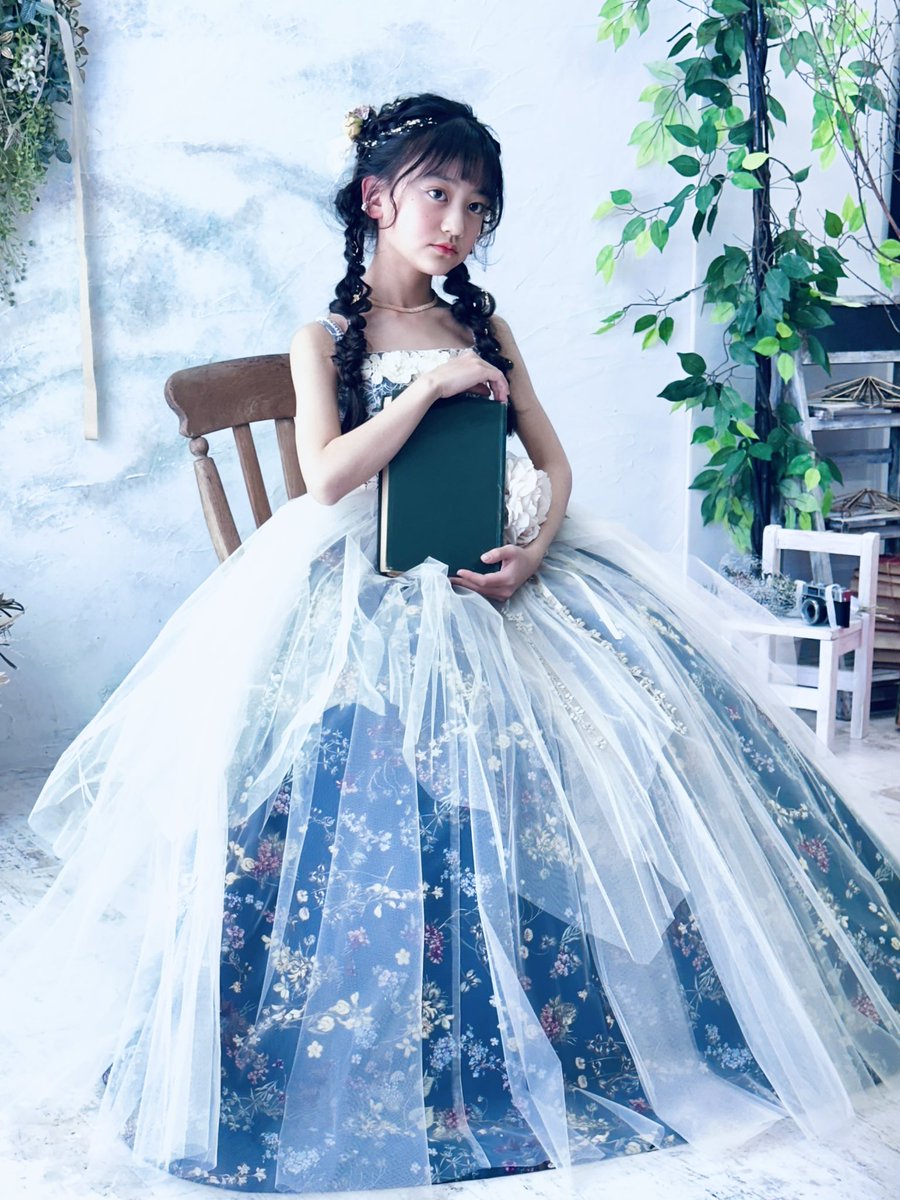 nagi_0411_'s tweet photo. 久しぶりにメルヘンな雰囲気の女の子👗✨
ドレス👗撮影📸してきたよ♡
又データ届いたら紹介させてね🎶
#studiociel #キッズモデル #フォトジェニックモデル #ドレスモデル #フォローしてくれたら嬉しいです #ファン募集中 #nagiTwitter https://t.co/NTgQHVmt3a