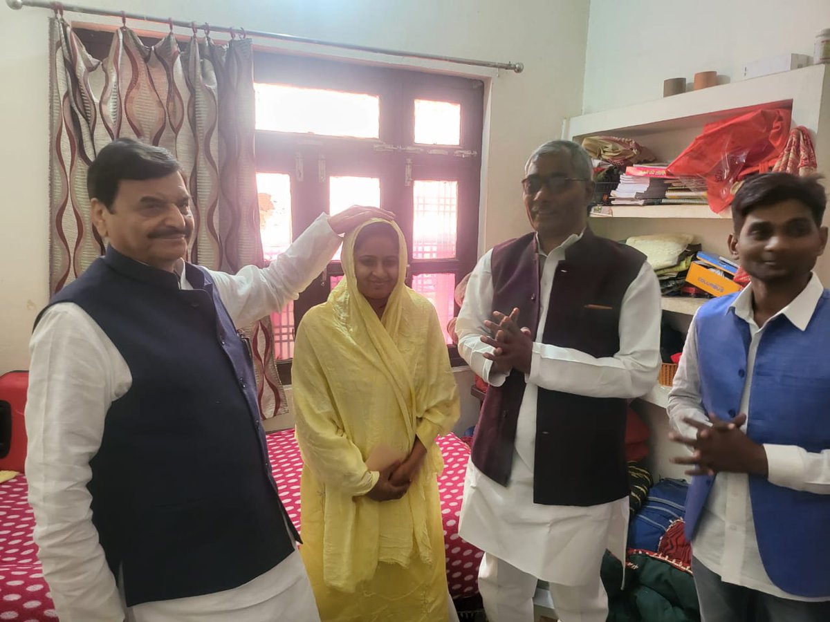 shivpalsinghyad's tweet photo. विवाहोत्सव...
आजमगढ़ व गाजीपुर... https://t.co/SNJimejFUD