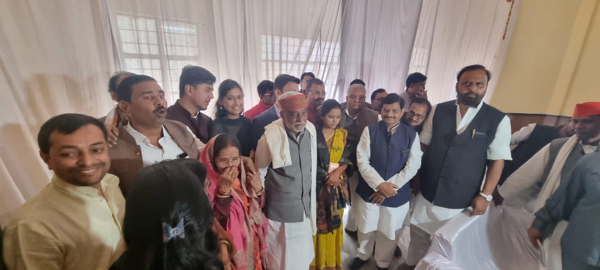 shivpalsinghyad's tweet photo. विवाहोत्सव...
आजमगढ़ व गाजीपुर... https://t.co/SNJimejFUD